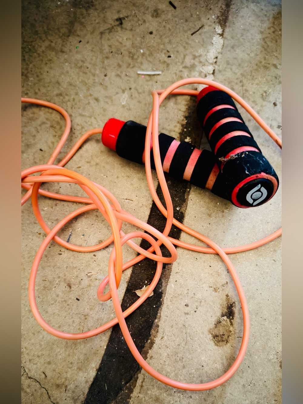 Jump Rope with Orange Cable and Black-Pink Foam Handles